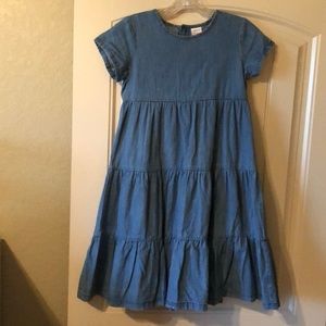 Girl’s dress